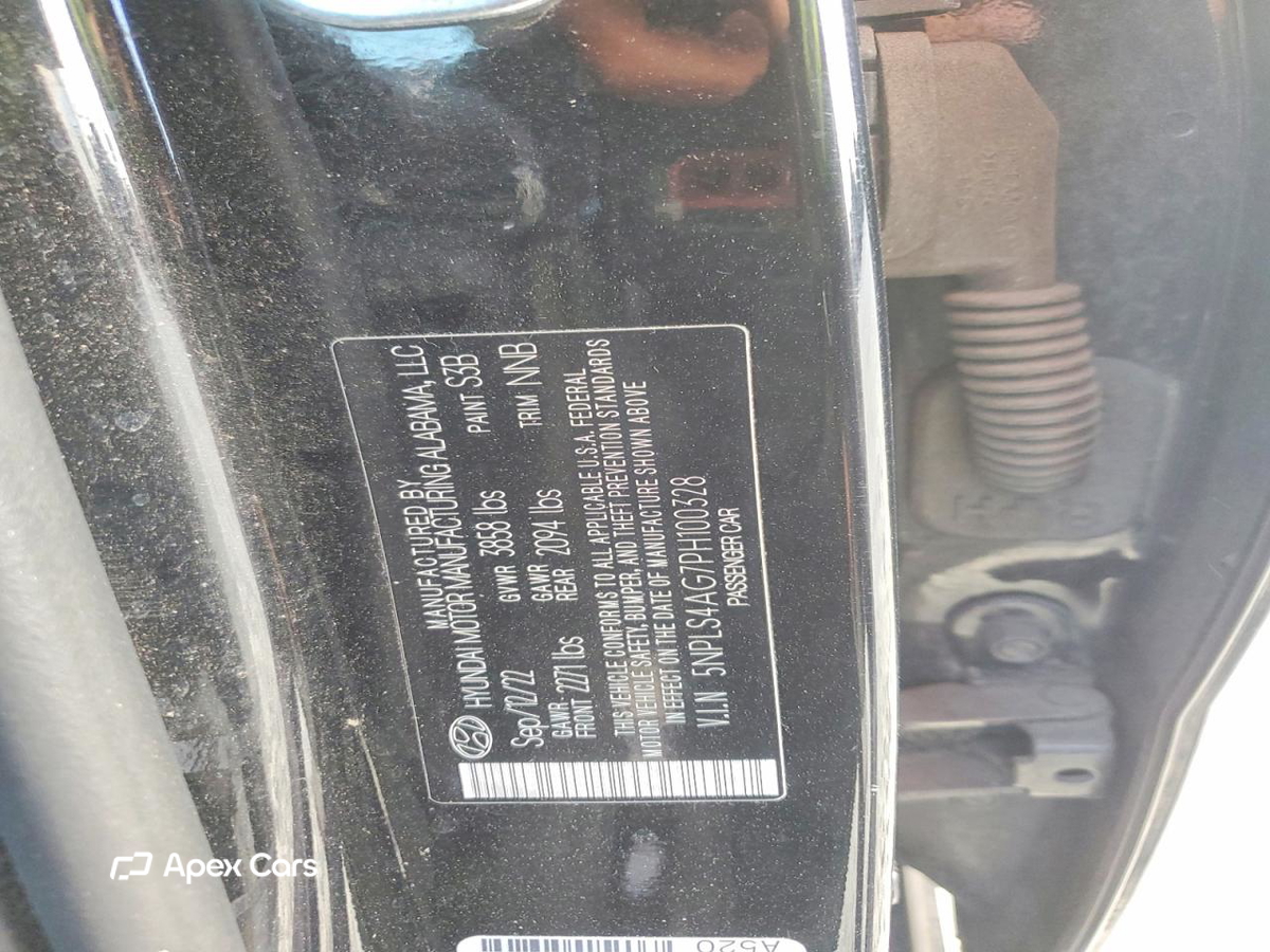 Hyundai Elantra 2023