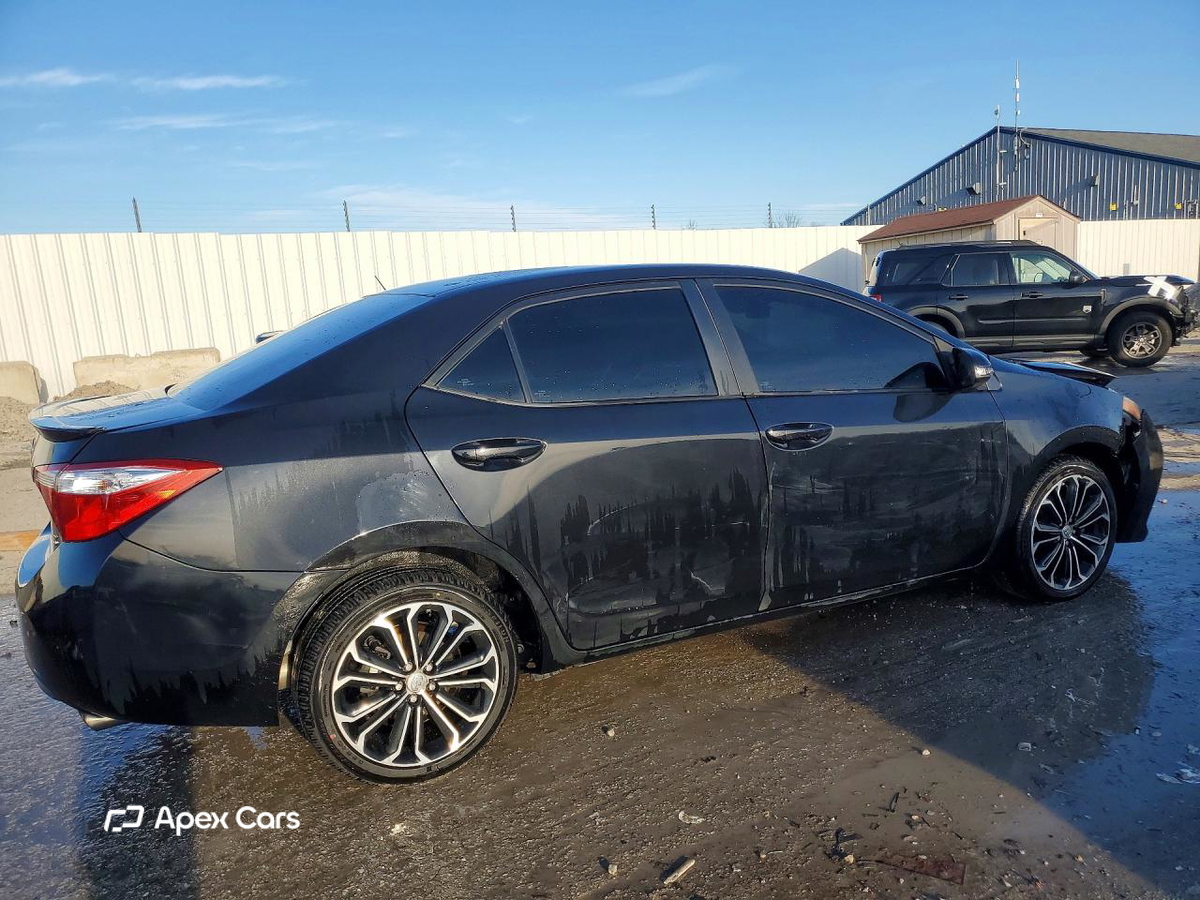 Toyota Corolla 2015