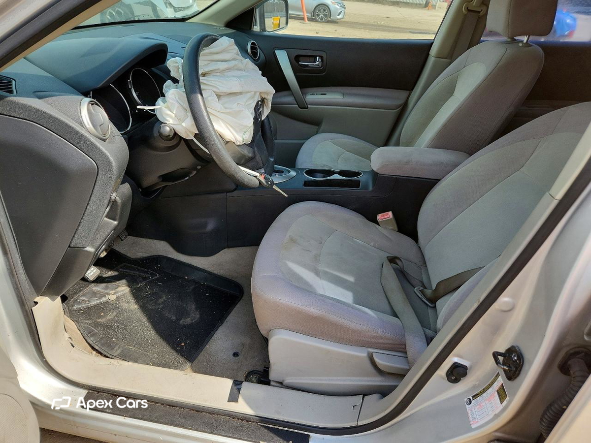 Nissan Rogue 2010