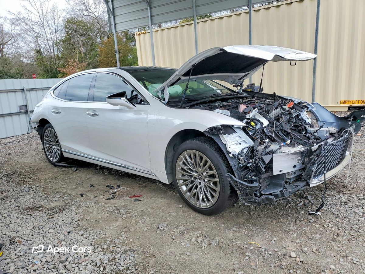 Lexus LS 2024