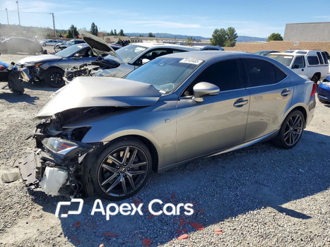 Lexus IS 2019 - Image 1 of 13