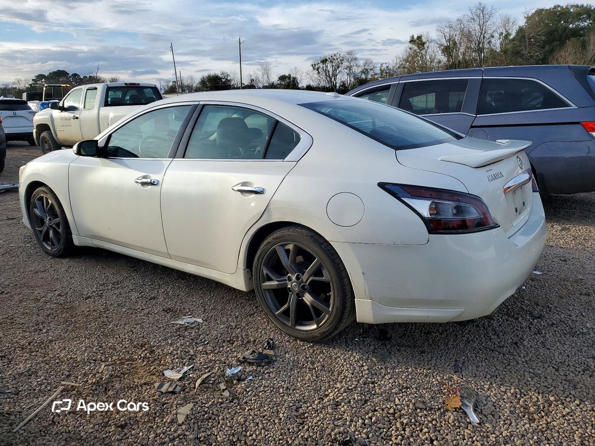 Nissan Maxima 2014