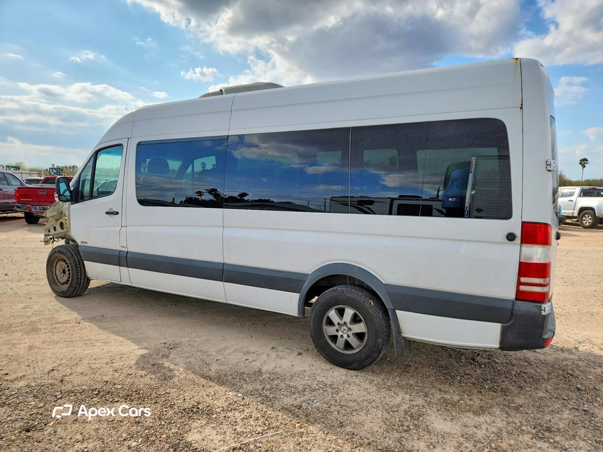 Mercedes-Benz Sprinter 2013