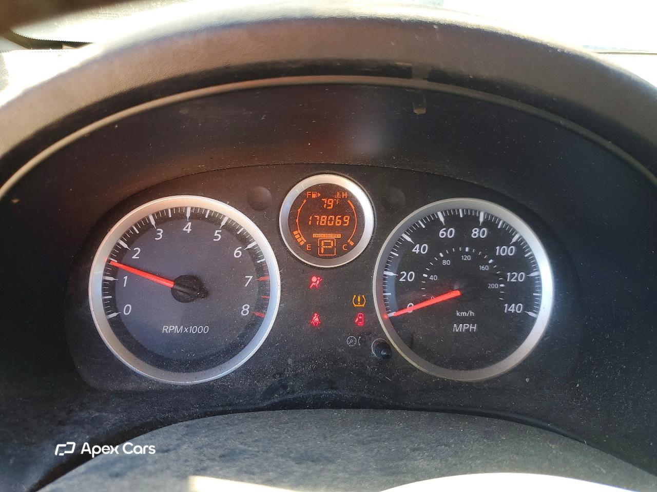 Nissan Sentra 2012