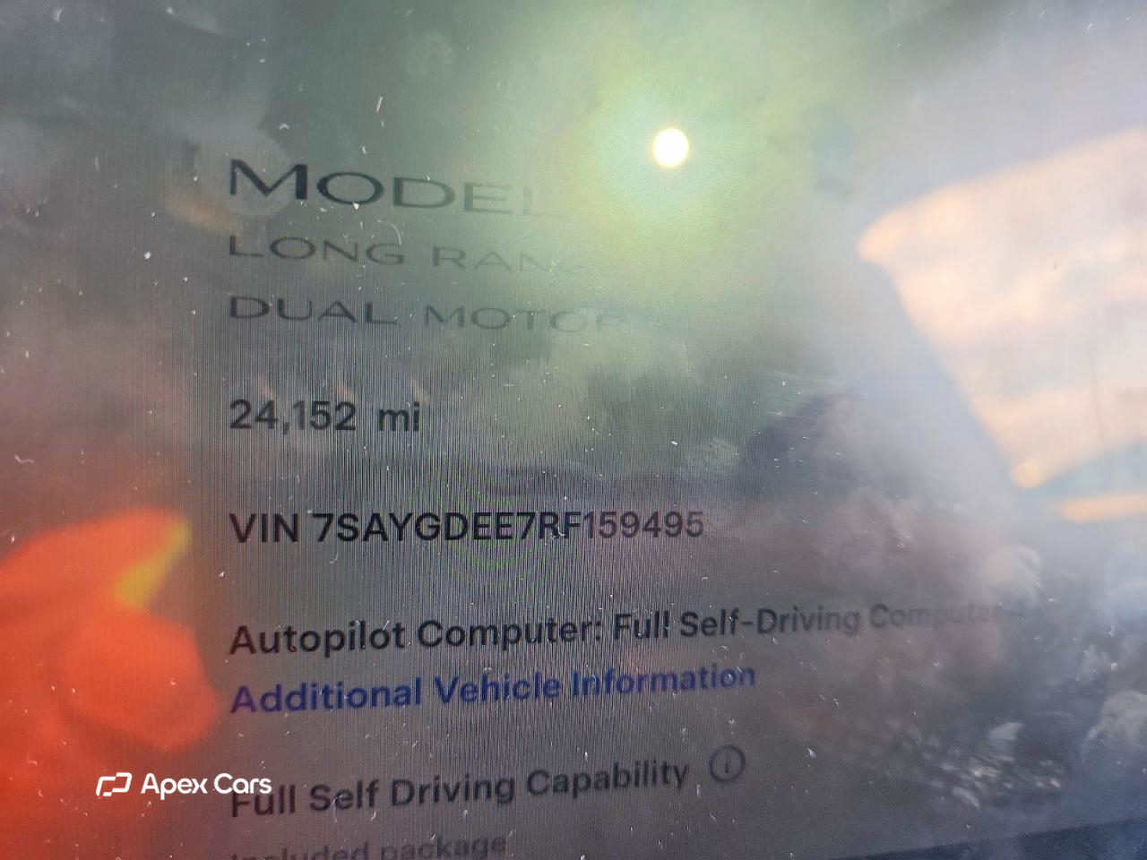 Tesla Model Y 2024