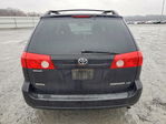 Toyota Sienna 2010