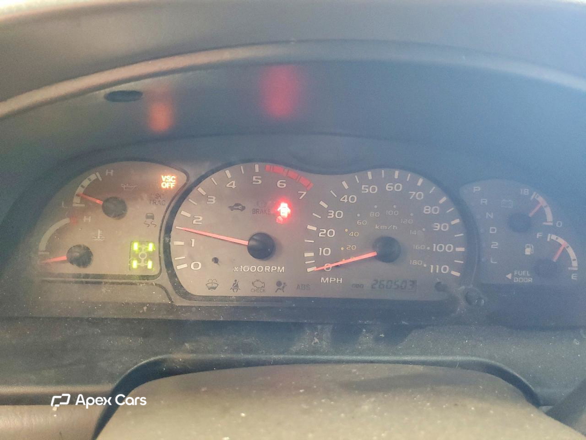 Toyota Sequoia 2002
