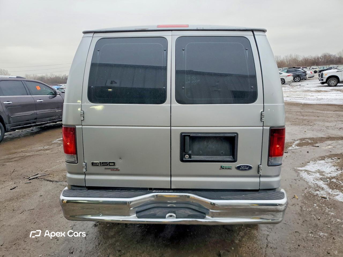 Ford Econoline 2013