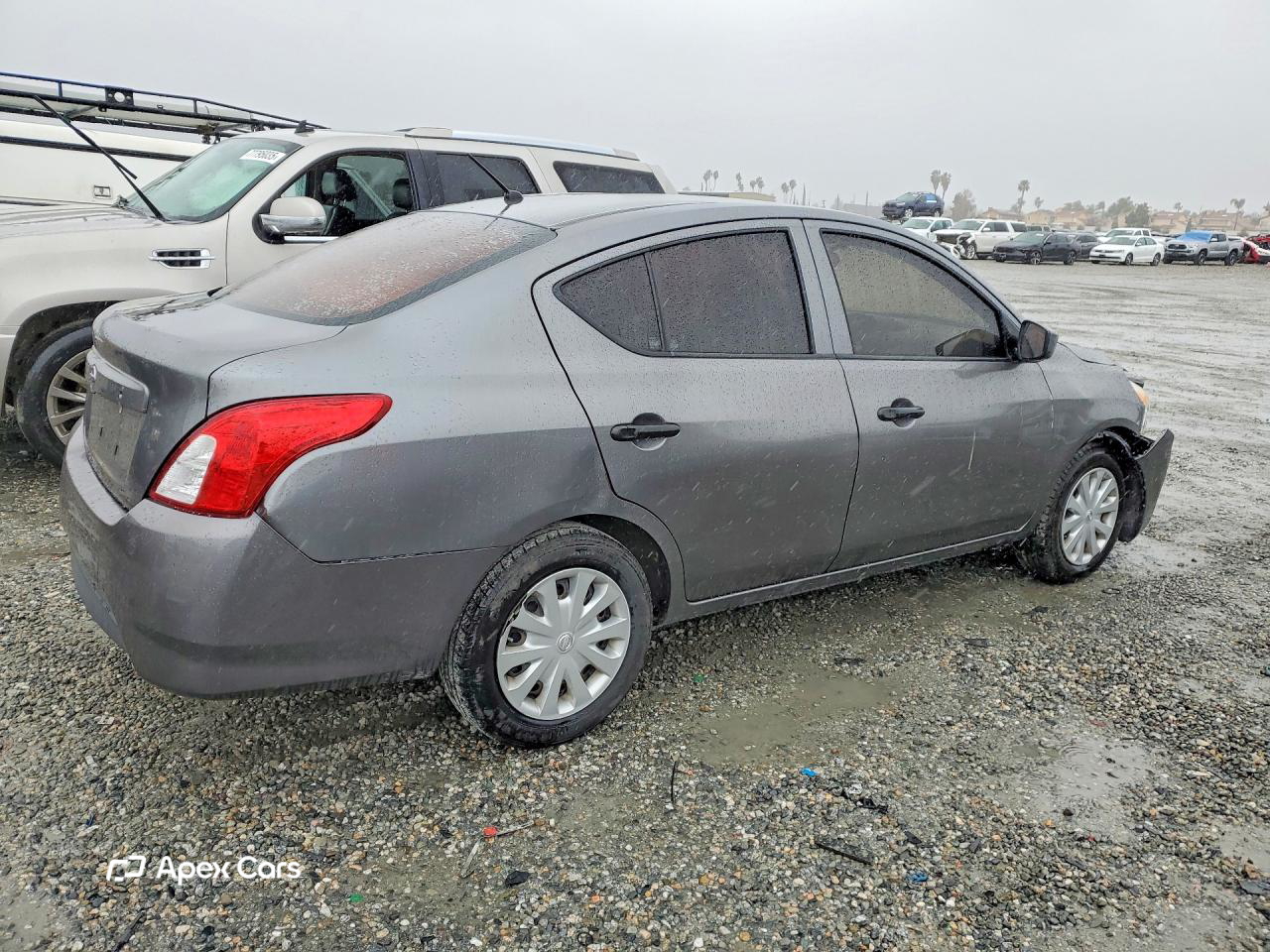 Nissan Versa 2016