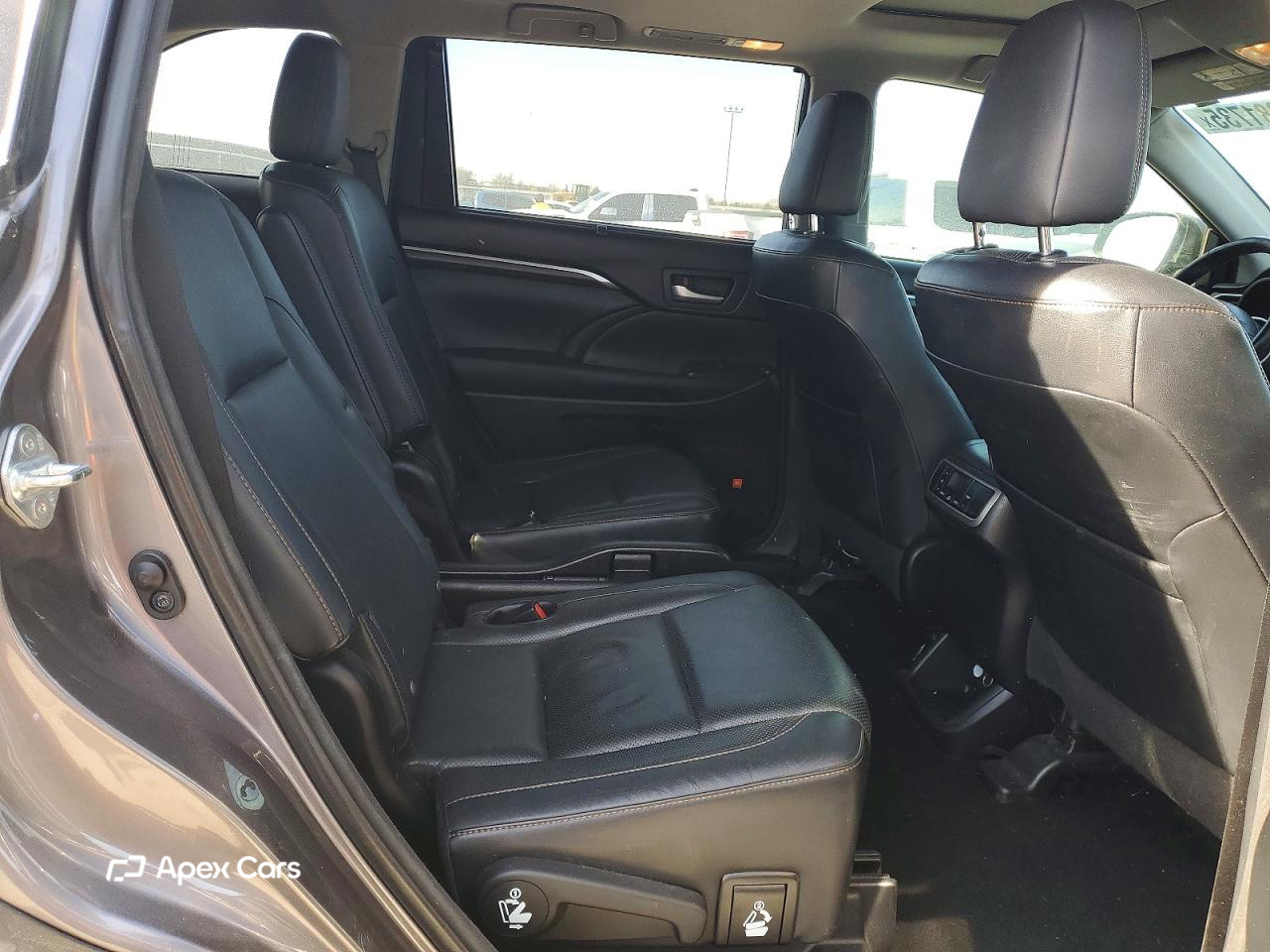 Toyota Highlander 2015