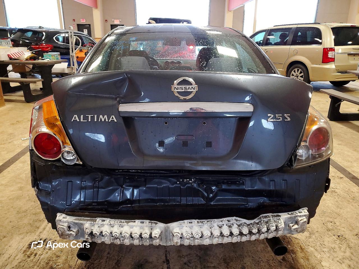 Nissan Altima 2011