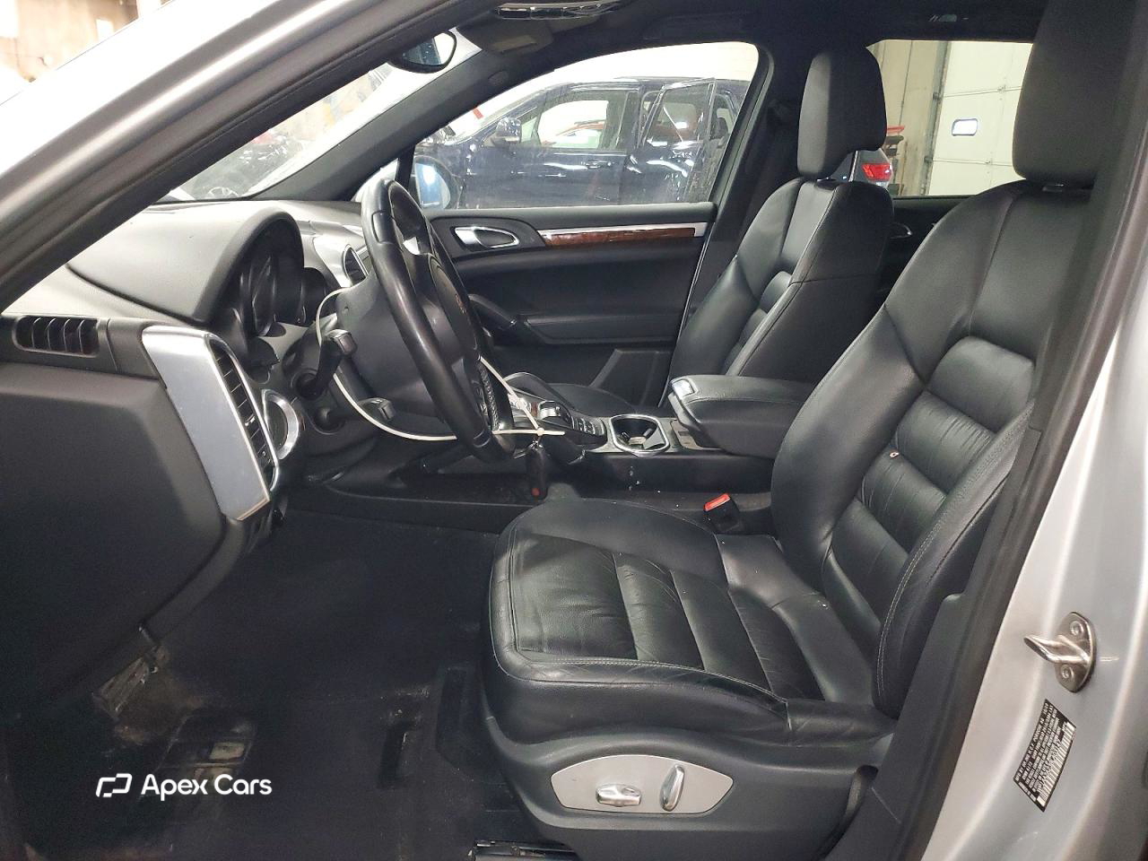 Porsche Cayenne 2011