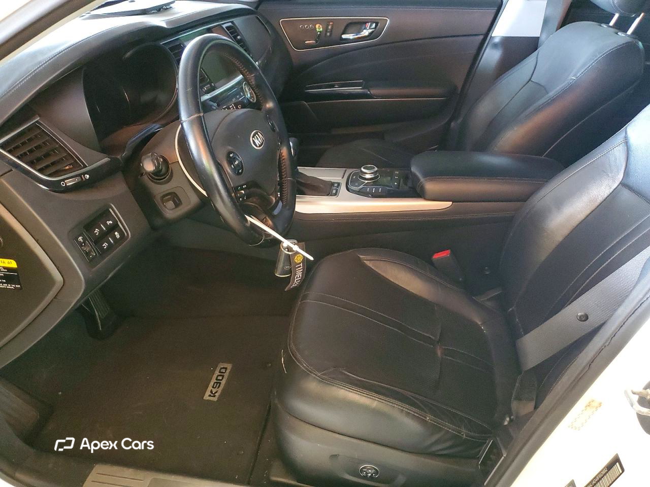 Kia K900 2015