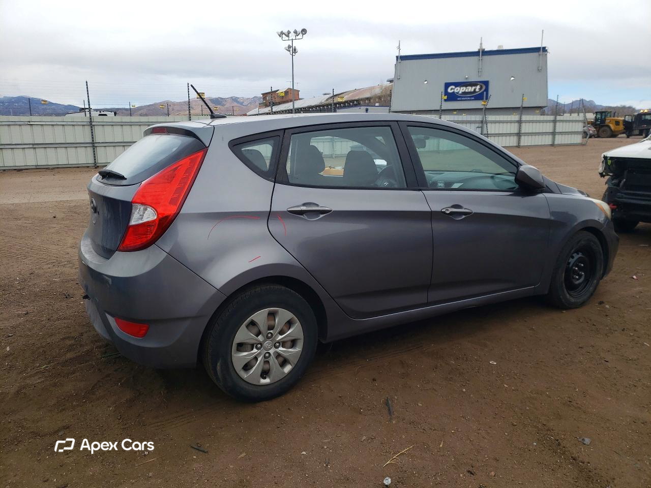 Hyundai Accent 2015