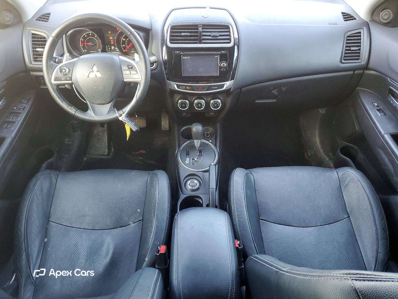 Mitsubishi Outlander 2015