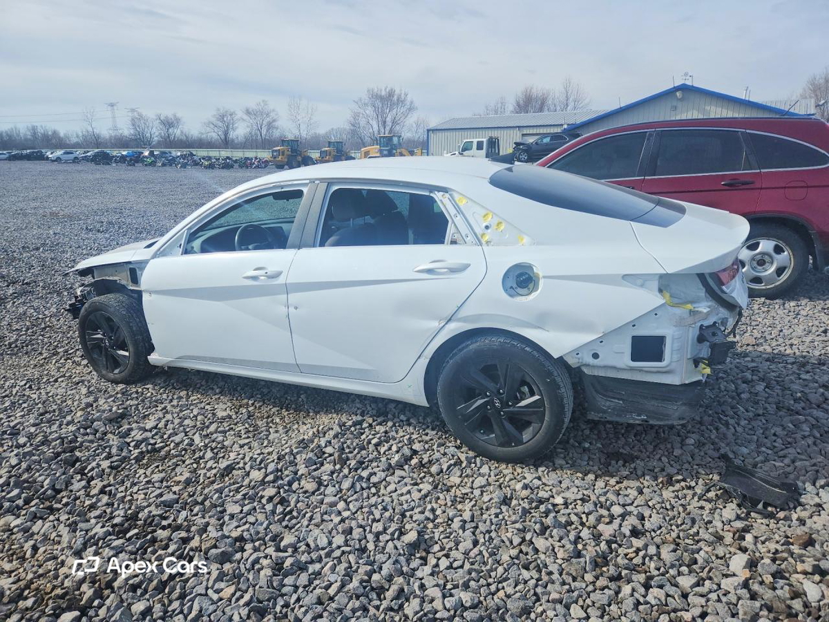 Hyundai Elantra 2021