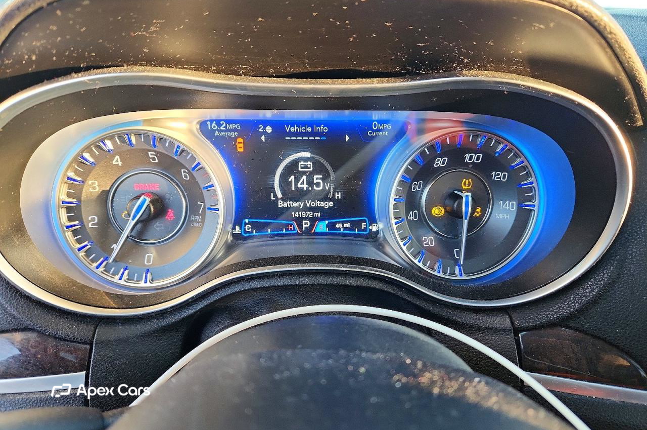 Chrysler 300 2019