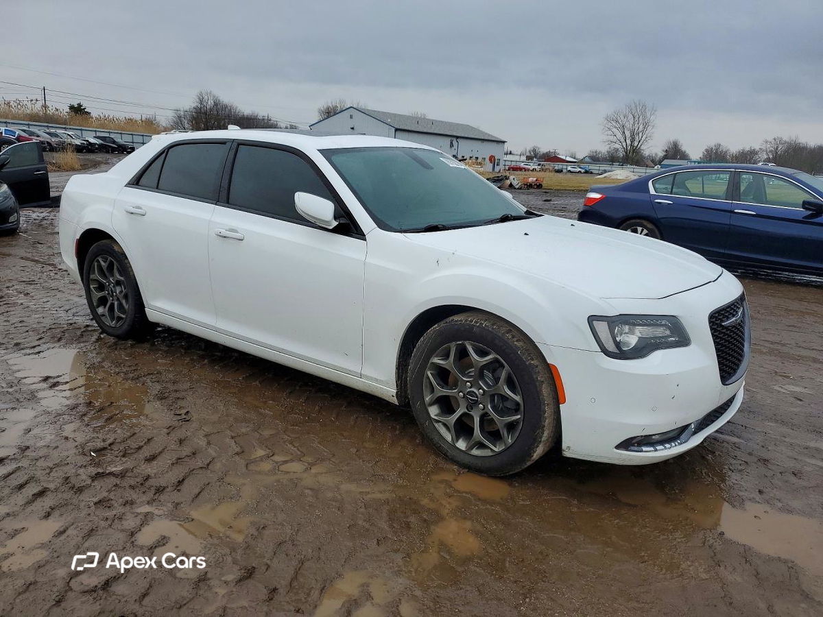 Chrysler 300 2017