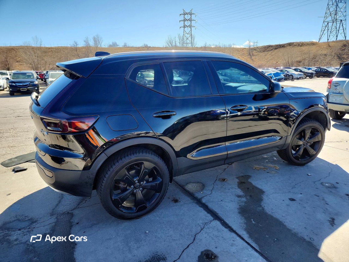 Volvo XC40 2019