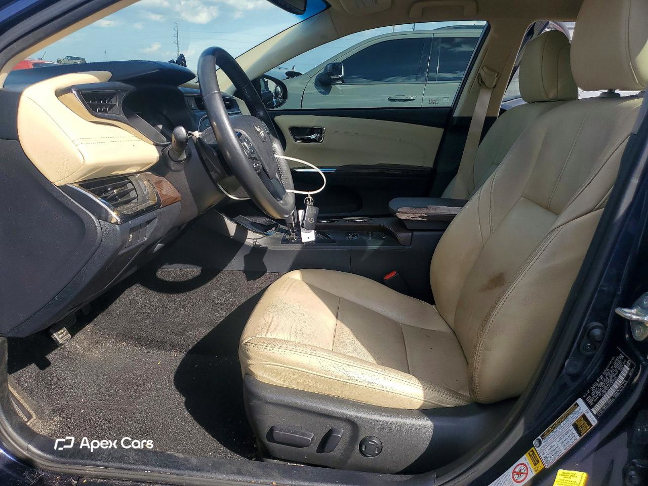 Toyota Avalon 2015
