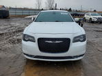 Chrysler 300 2017