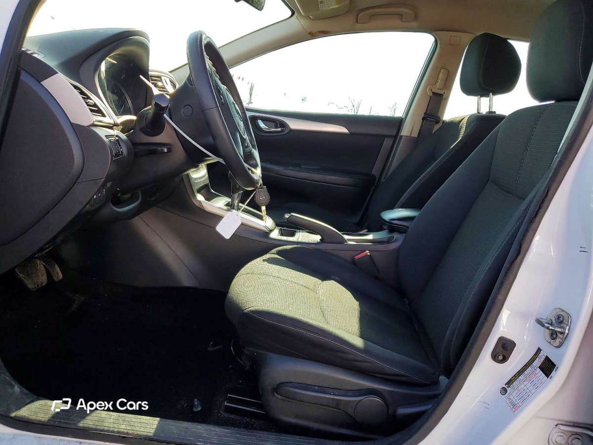 Nissan Sentra 2018