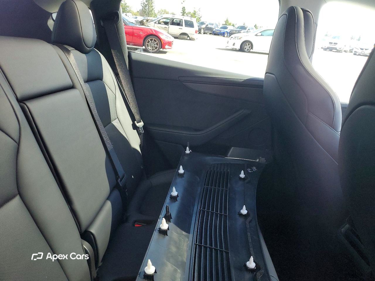 Tesla Model Y 2026