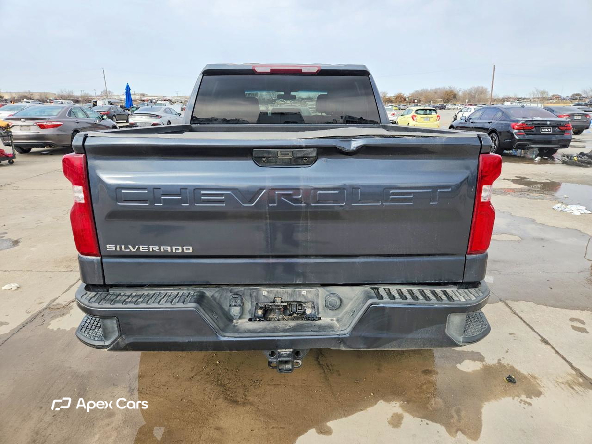 Chevrolet Silverado 2021