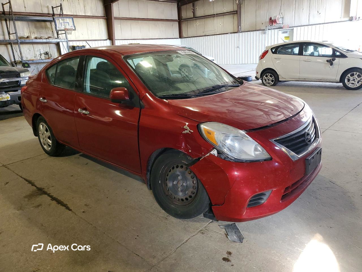 Nissan Versa 2014
