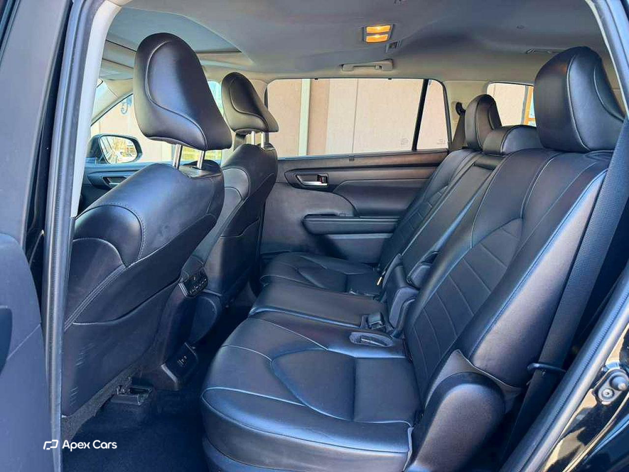 Toyota Highlander 2021