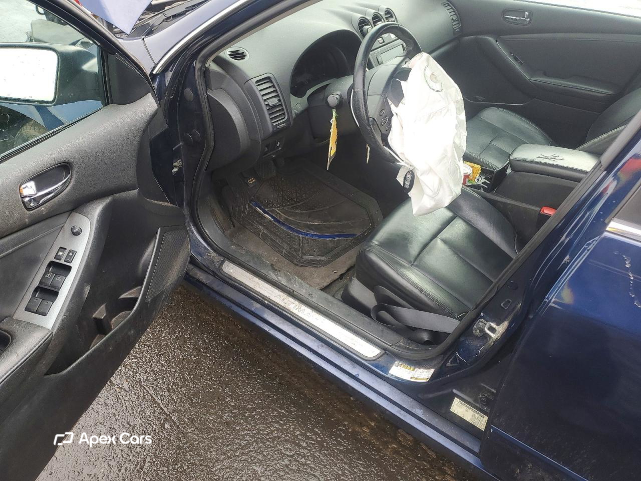 Nissan Altima 2012