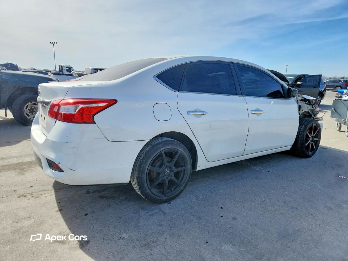 Nissan Sentra 2016