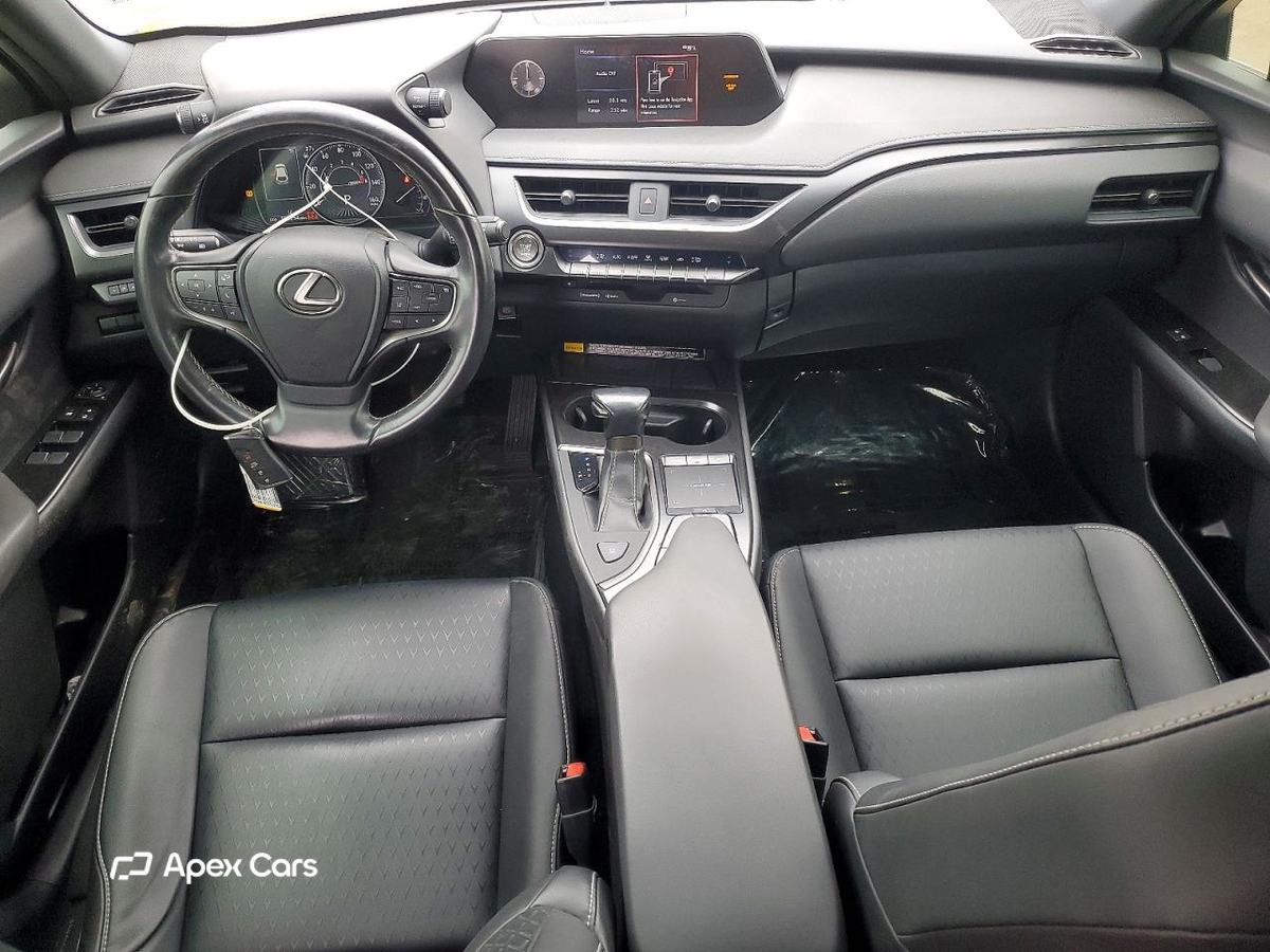 Lexus UX 2020