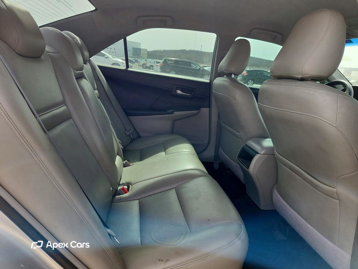 Toyota Camry 2012
