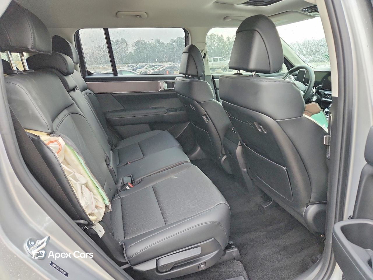 Hyundai Santa Fe 2025