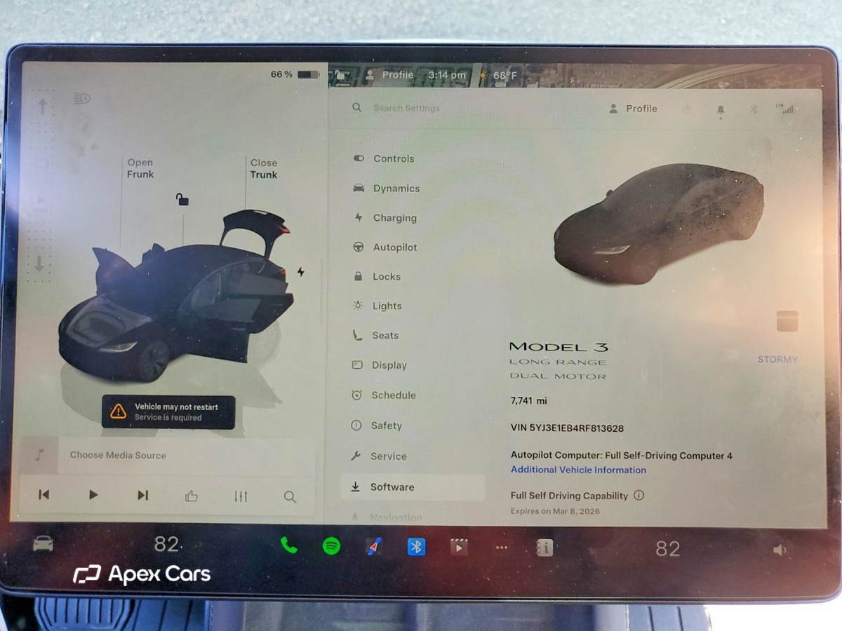 Tesla Model 3 2024