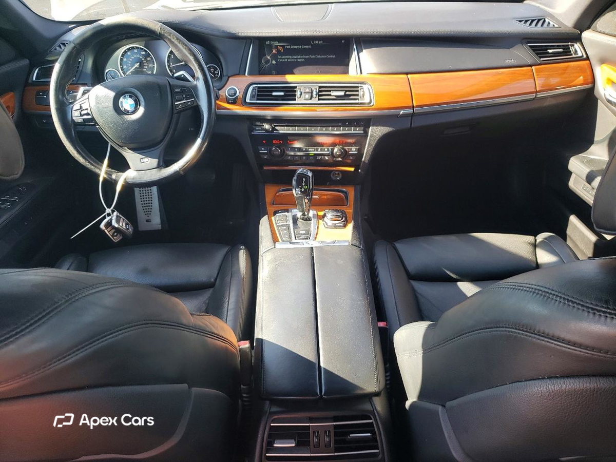 BMW Series 7 2013