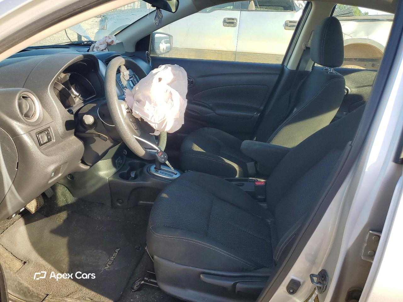 Nissan Versa 2018