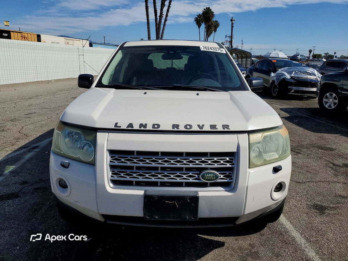 Land Rover LR2 2010