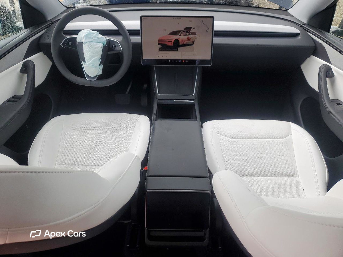 Tesla Model Y 2026