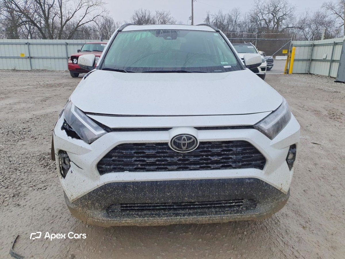 Toyota RAV 4 2024