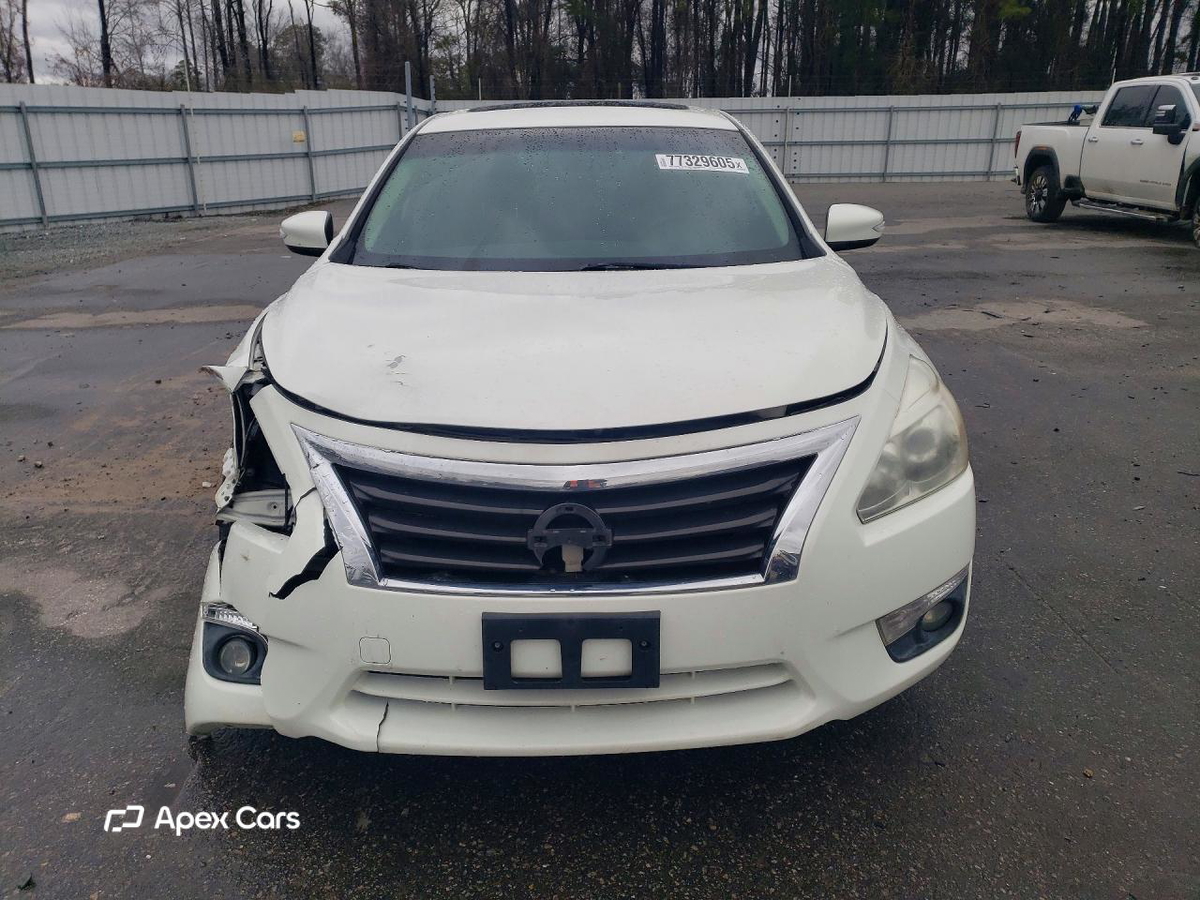 Nissan Altima 2015