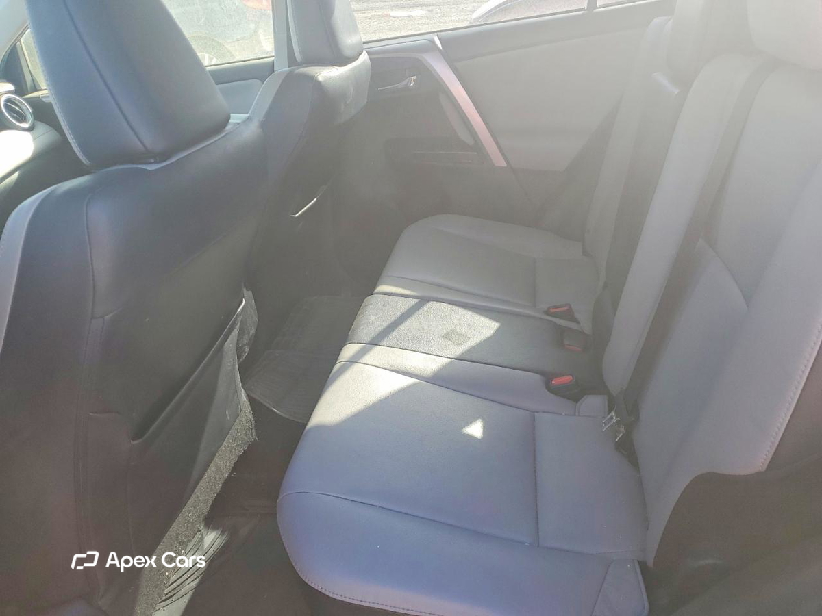 Toyota RAV 4 2016
