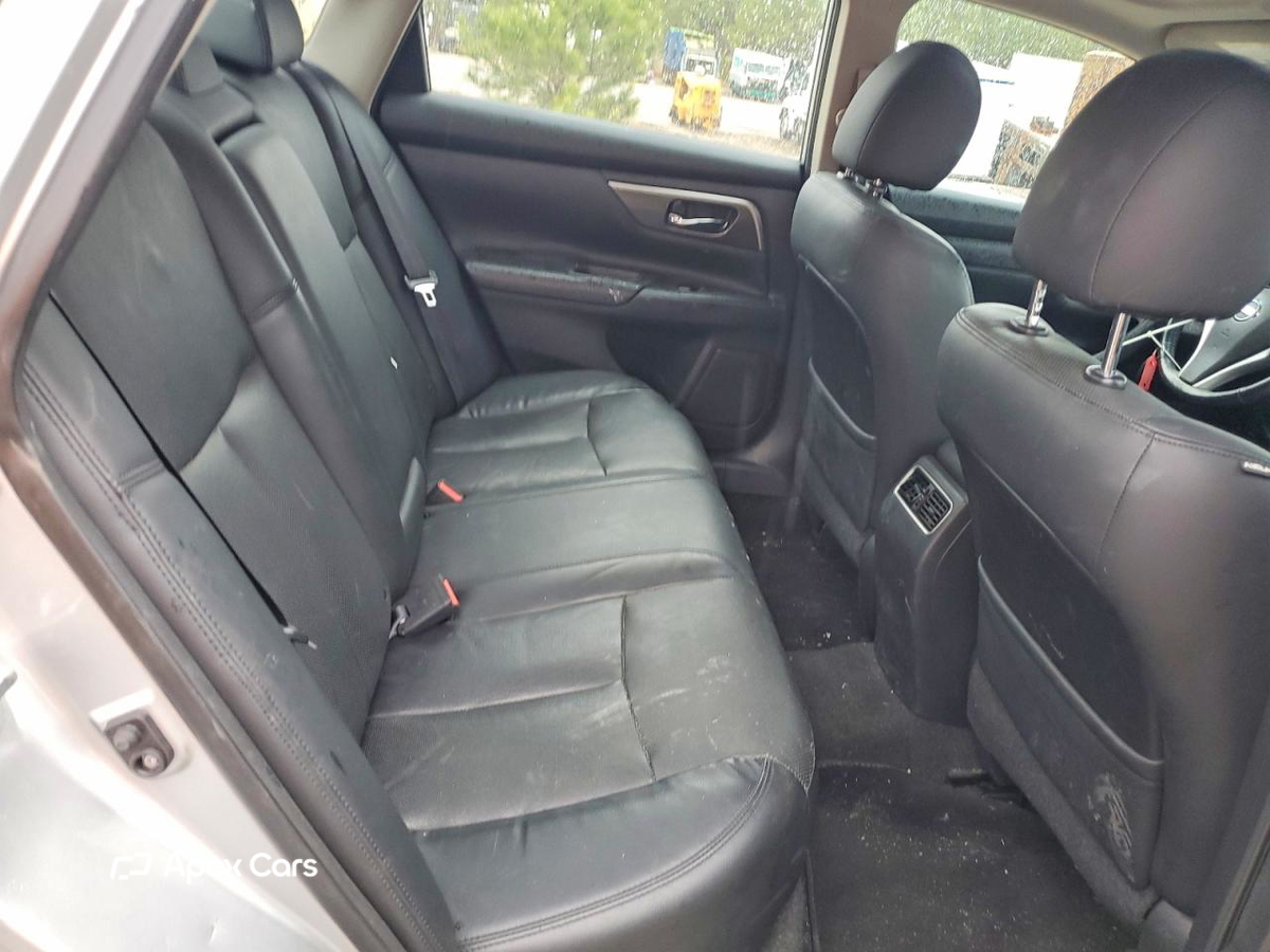 Nissan Altima 2015