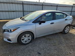 Nissan Versa 2021