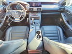 Lexus IS 2019