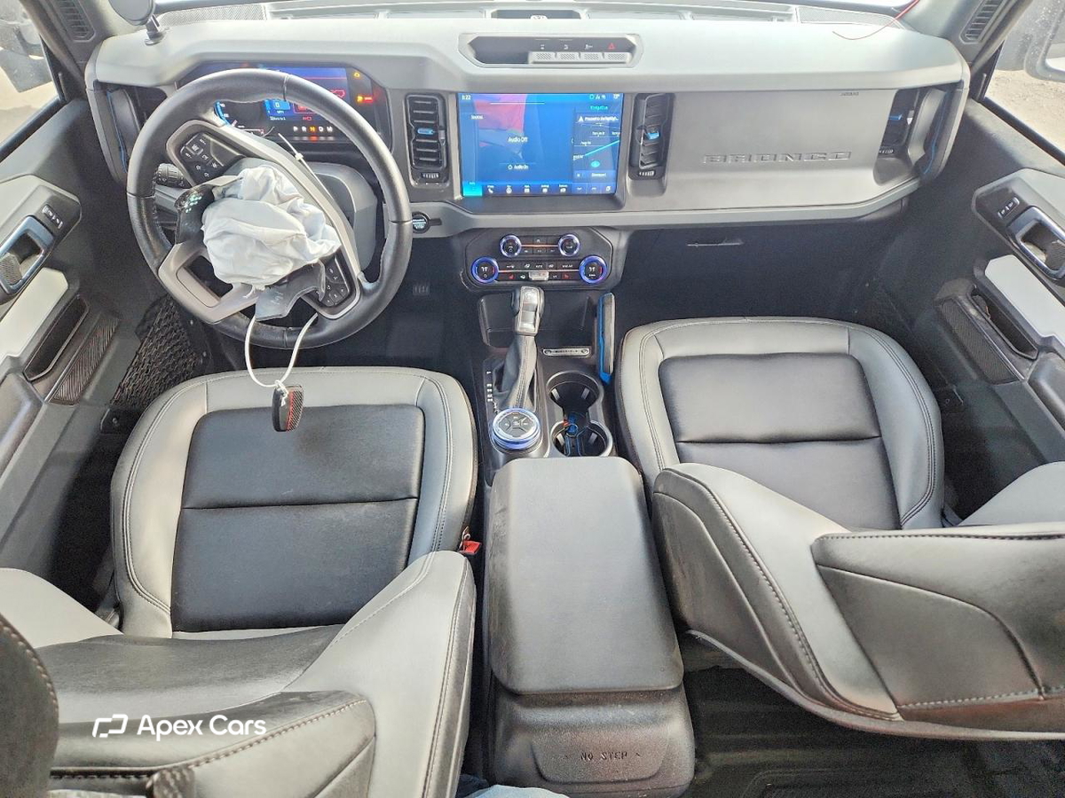 Ford Bronco 2024