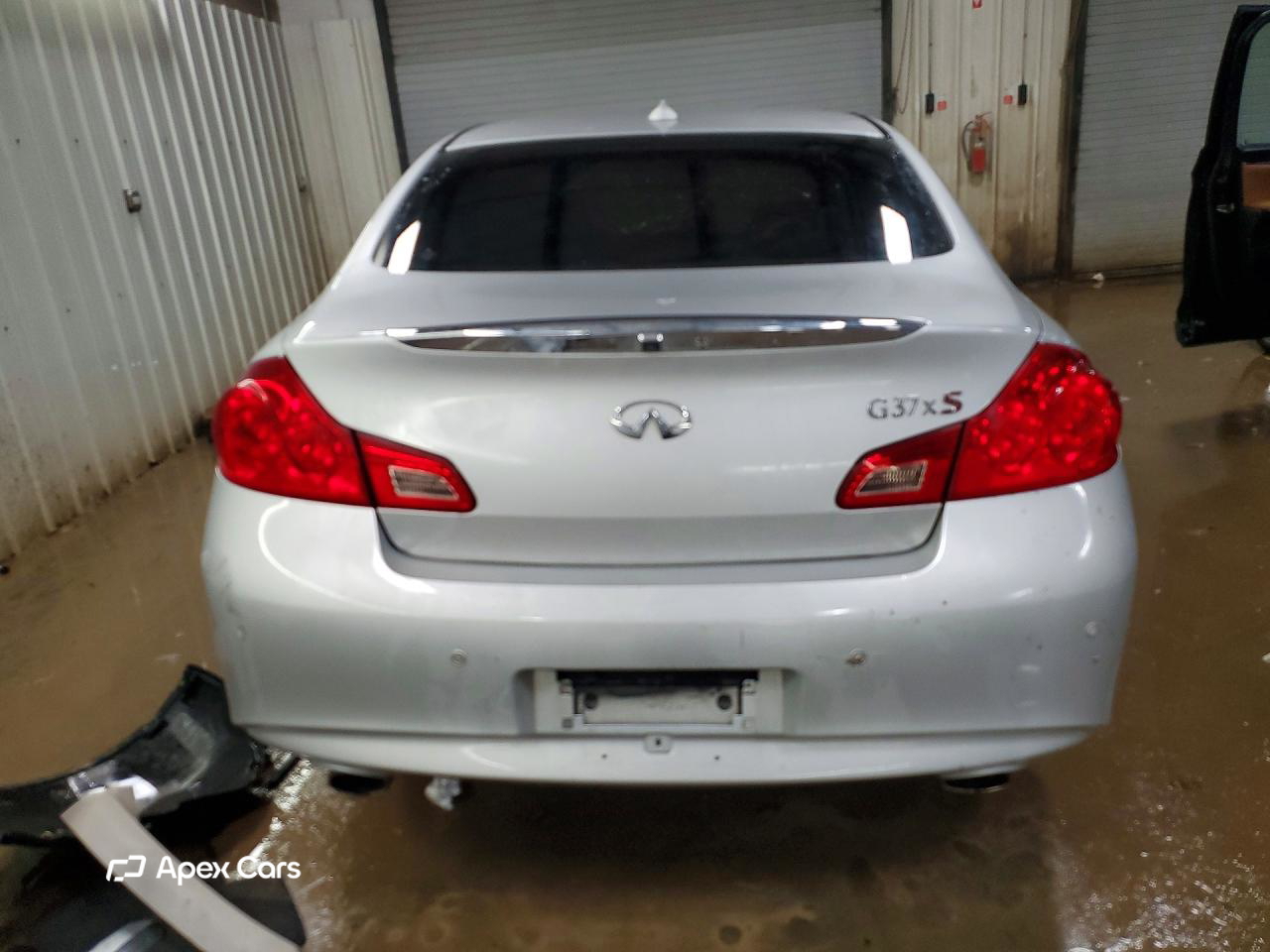 Infiniti G 2010