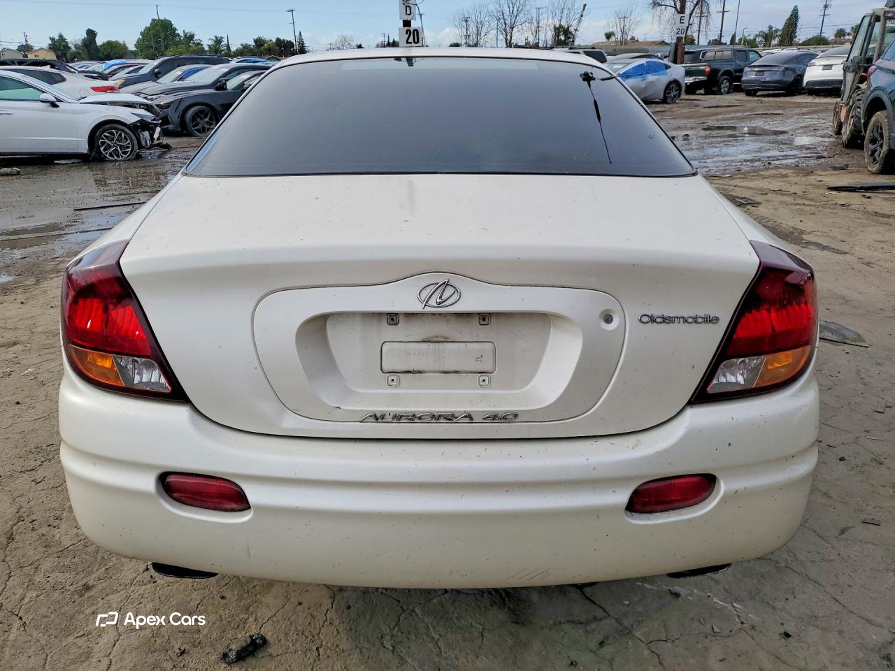 Oldsmobile Aurora 2003