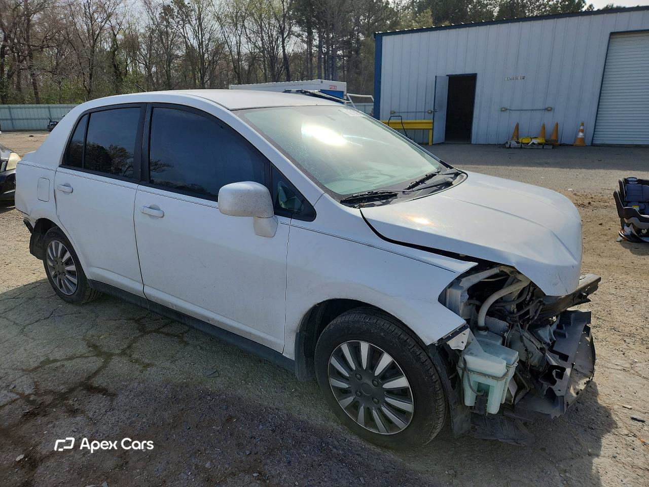 Nissan Versa 2011